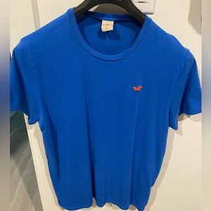 Men’s Hollister Tshirt